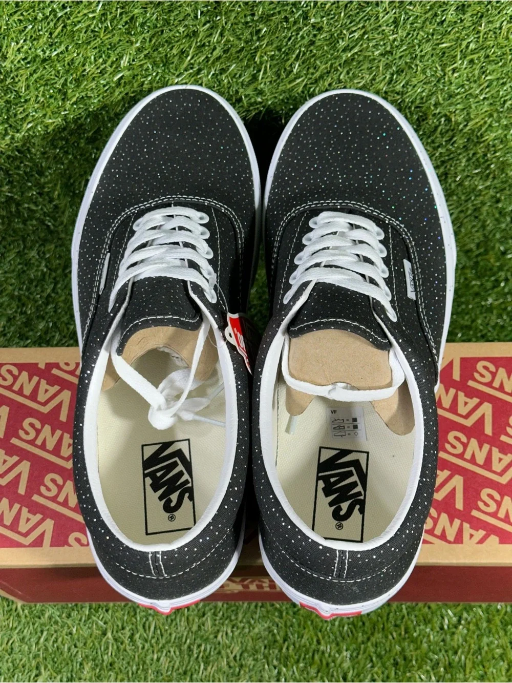 Vans Era Confetti, Black/ Silver Glitter/ White, Men’s 10, VN0A4U392NA